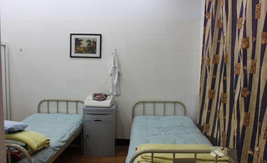 南京市玄武區(qū)玄武門社區(qū)老年康復護理院 南京市玄武區(qū)玄武門社區(qū)老年康復護理院