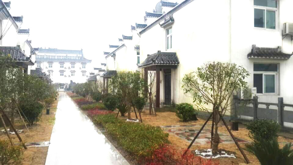 綠野水鄉(xiāng)旅游養(yǎng)老公寓