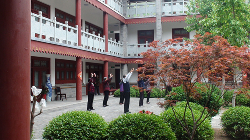 濟(jì)南市歷城區(qū)長(zhǎng)壽山國(guó)際生態(tài)養(yǎng)老園 濟(jì)南市歷城區(qū)長(zhǎng)壽山國(guó)際生態(tài)養(yǎng)老園