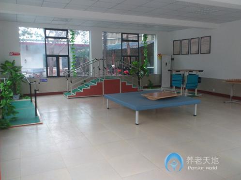 成都成東療養(yǎng)康復(fù)托老院 成都成東療養(yǎng)康復(fù)托老院