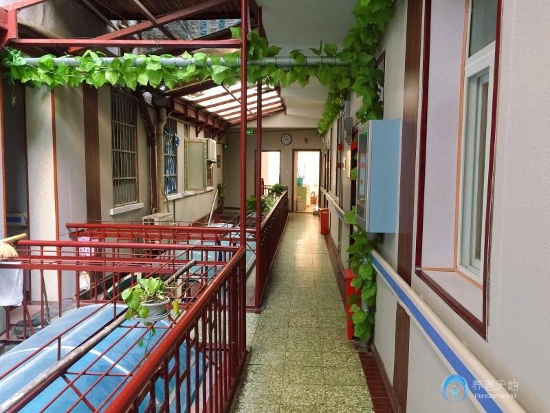 硚口區(qū)榮東社區(qū)眀卉養(yǎng)老院