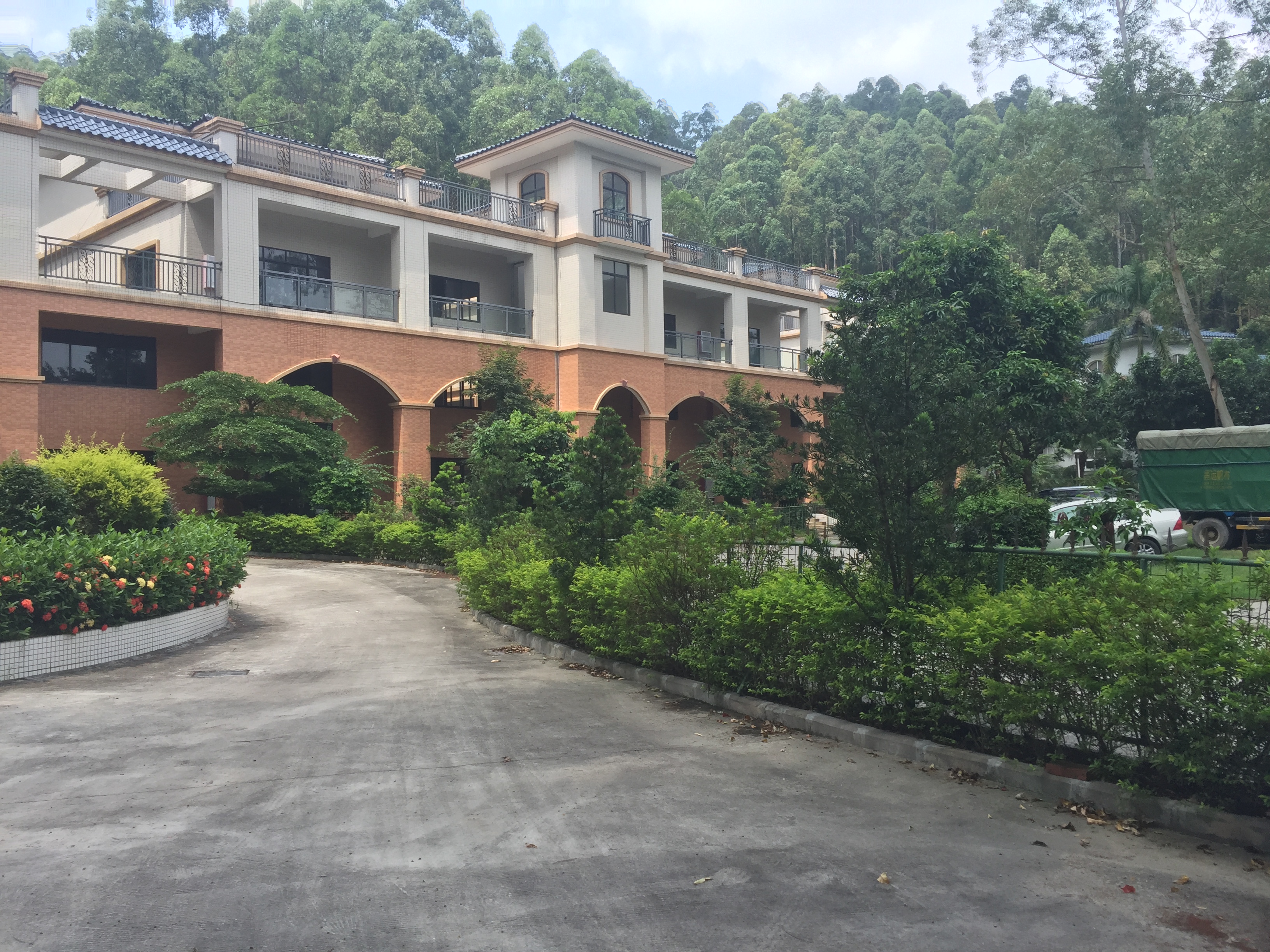 江門市圭峰山峰景養(yǎng)老中心 江門市圭峰山峰景養(yǎng)老中心