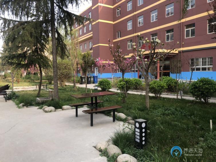 西安市灃東新城老年服務(wù)中心 西安市灃東新城老年服務(wù)中心