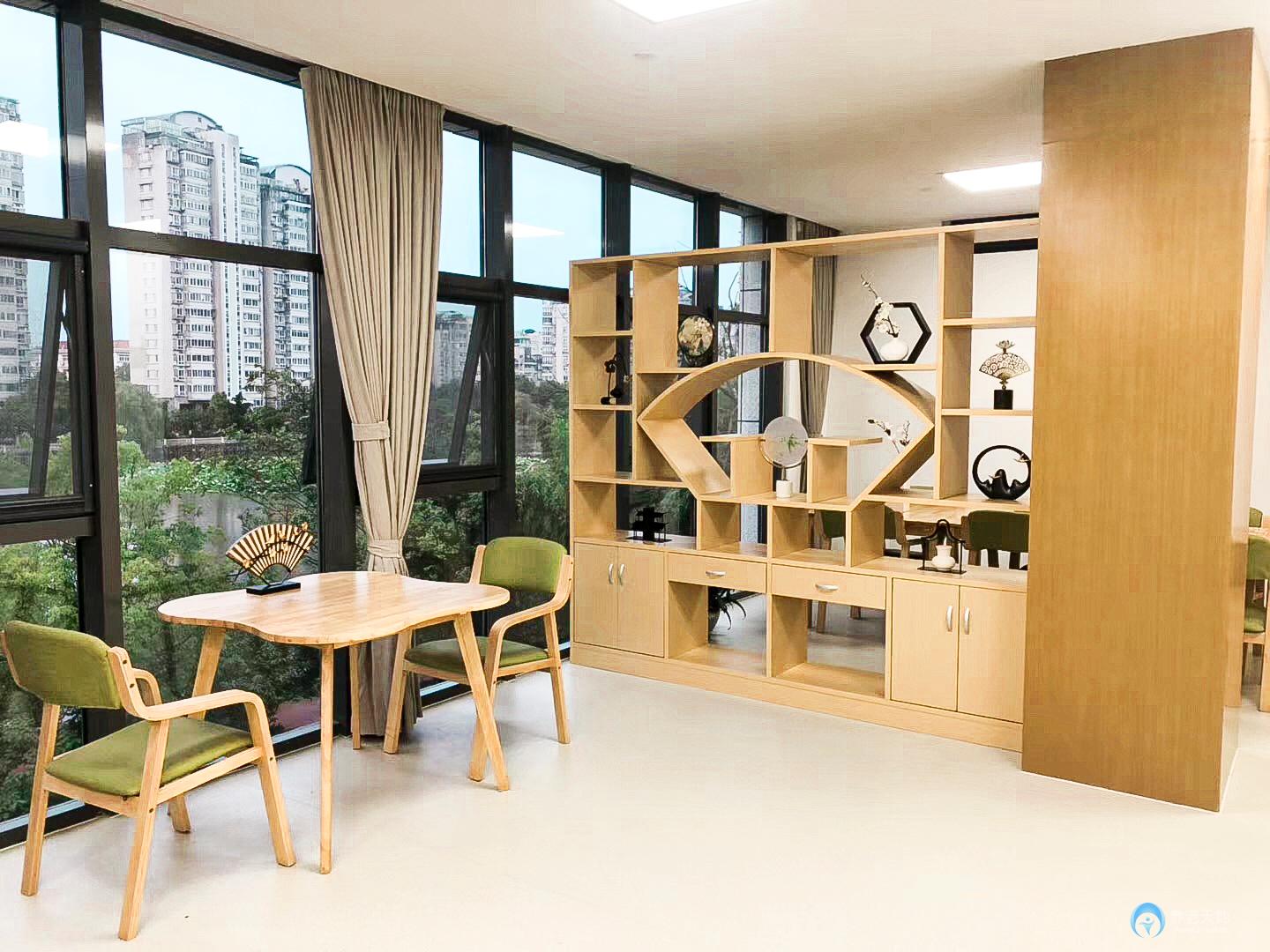 悅?cè)A安養(yǎng)扇骨里服務(wù)中心 悅?cè)A安養(yǎng)扇骨里服務(wù)中心