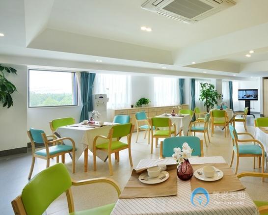 迪馬常青社成都高新西區(qū)學(xué)苑醫(yī)養(yǎng)中心 迪馬常青社成都高新西區(qū)學(xué)苑醫(yī)養(yǎng)中心