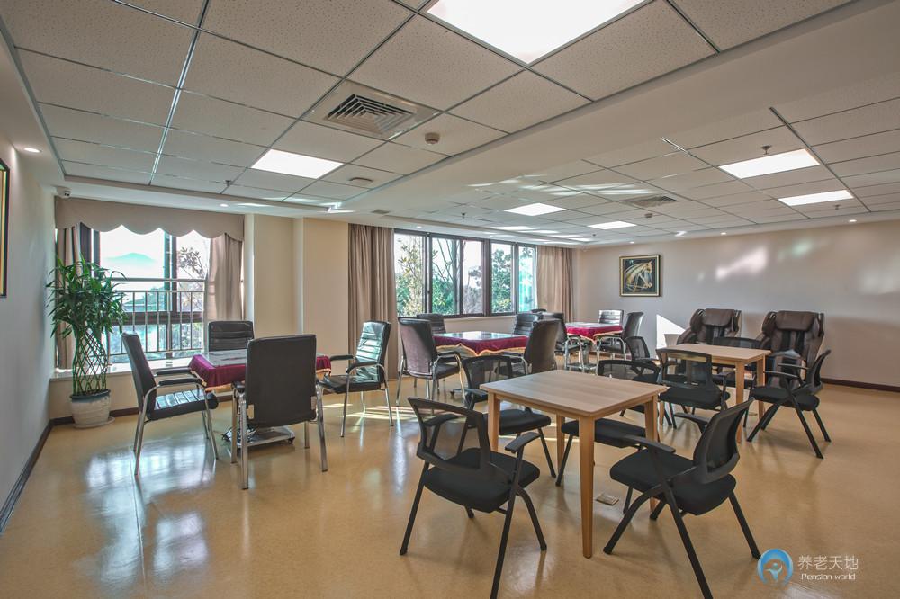 重慶兩江新區(qū)第一人民醫(yī)院康復(fù)養(yǎng)老中心 重慶兩江新區(qū)第一人民醫(yī)院康復(fù)養(yǎng)老中心