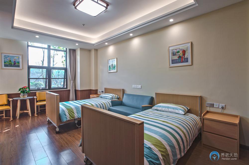 重慶兩江新區(qū)第一人民醫(yī)院康復(fù)養(yǎng)老中心 重慶兩江新區(qū)第一人民醫(yī)院康復(fù)養(yǎng)老中心