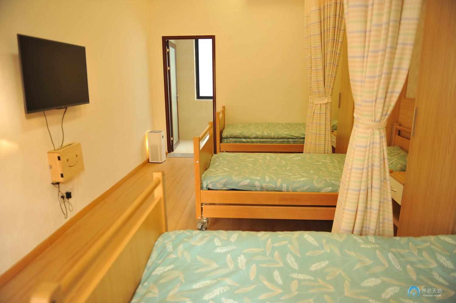 成都新安居康復(fù)護(hù)理中心(華西苑) 成都新安居康復(fù)護(hù)理中心(華西苑)