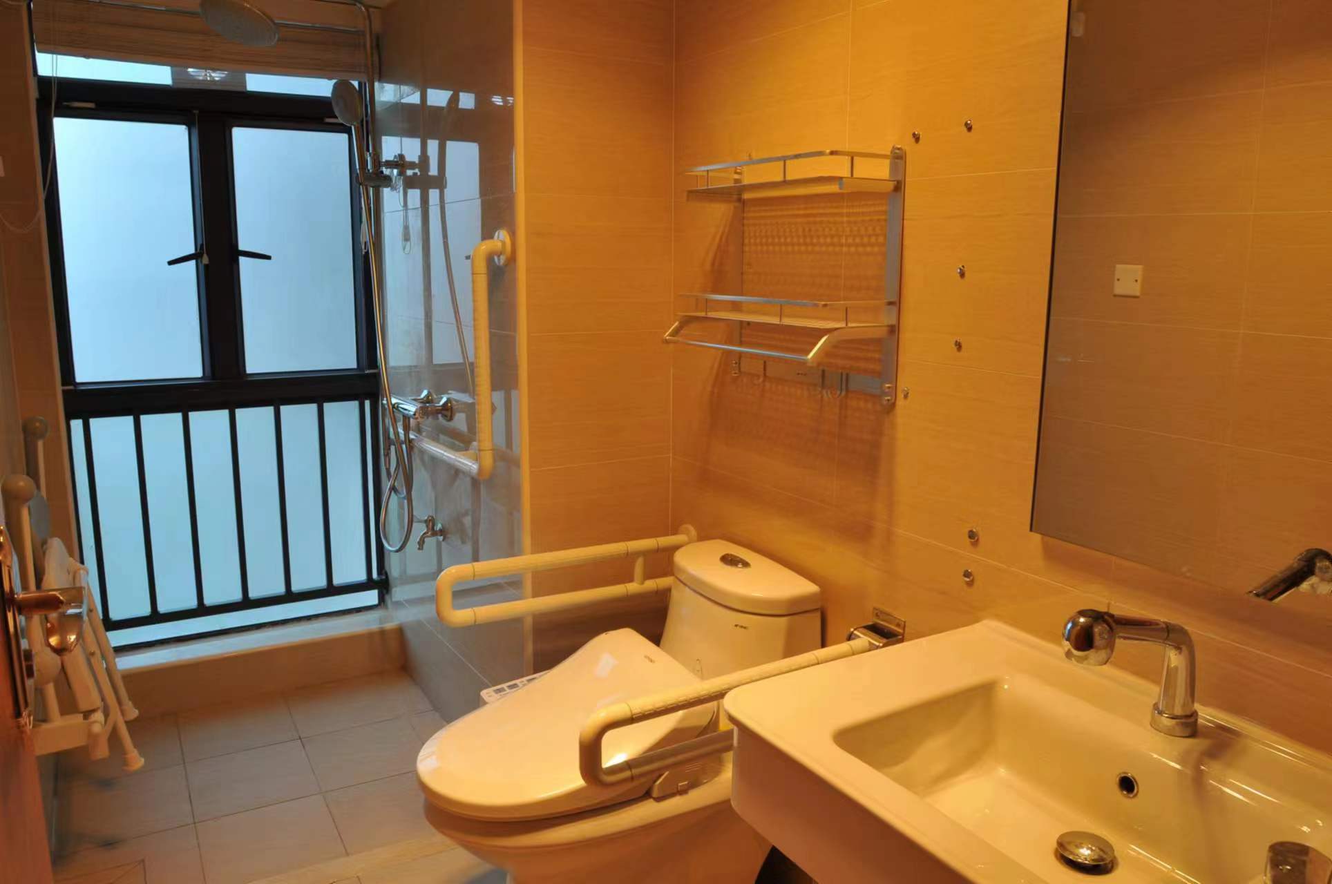 長(zhǎng)者頤養(yǎng)照護(hù)中心康馨之家 長(zhǎng)者頤養(yǎng)照護(hù)中心康馨之家