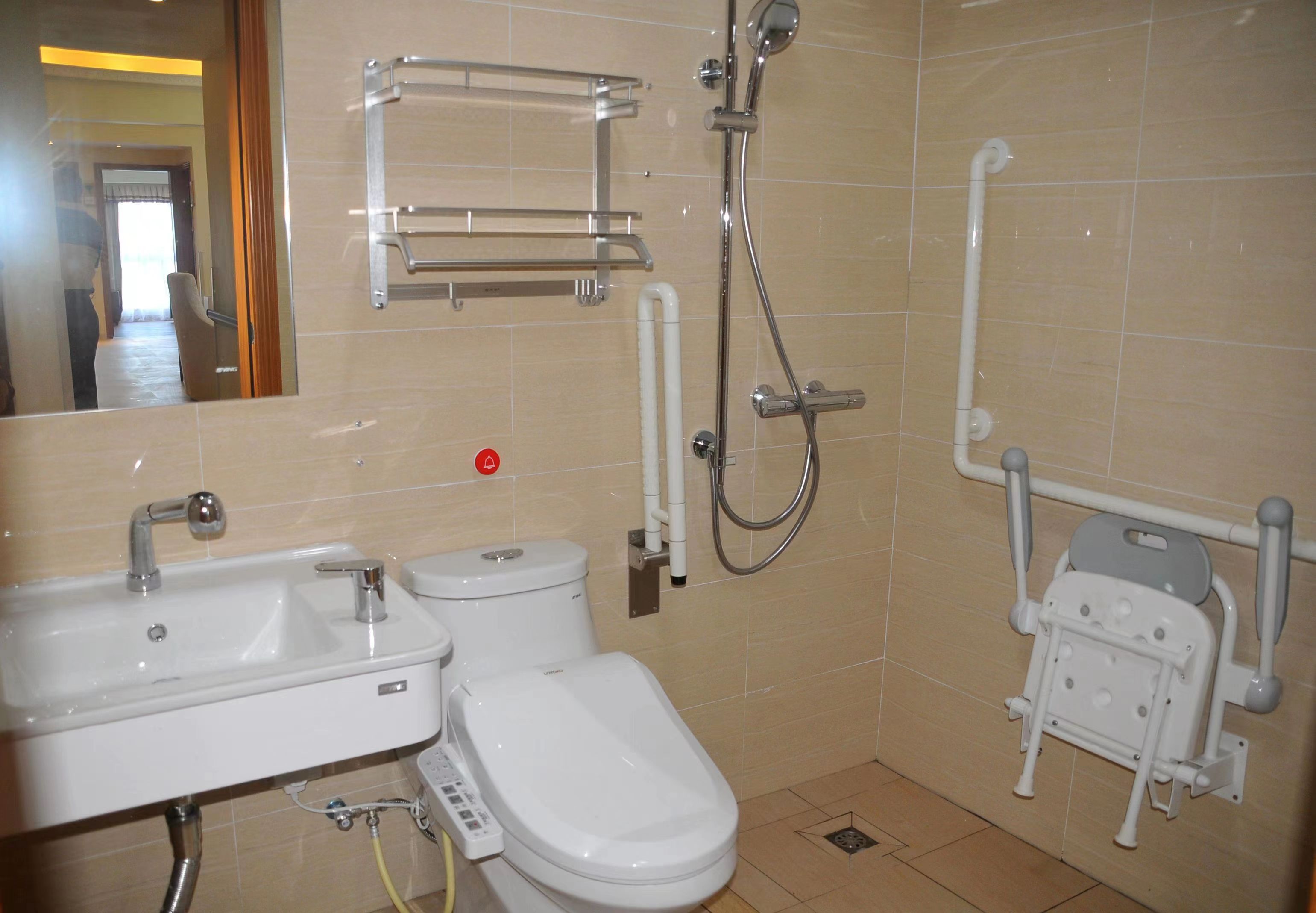 長(zhǎng)者頤養(yǎng)照護(hù)中心康馨之家 長(zhǎng)者頤養(yǎng)照護(hù)中心康馨之家