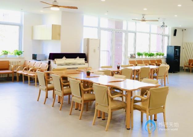 北京首開(kāi)寸草回龍觀(guān)養(yǎng)老院 北京首開(kāi)寸草回龍觀(guān)養(yǎng)老院