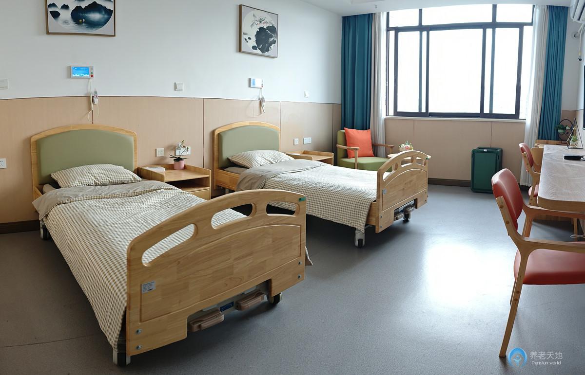 重慶國投健康長者公寓（沙坪壩區(qū)社會福利護(hù)養(yǎng)中心）