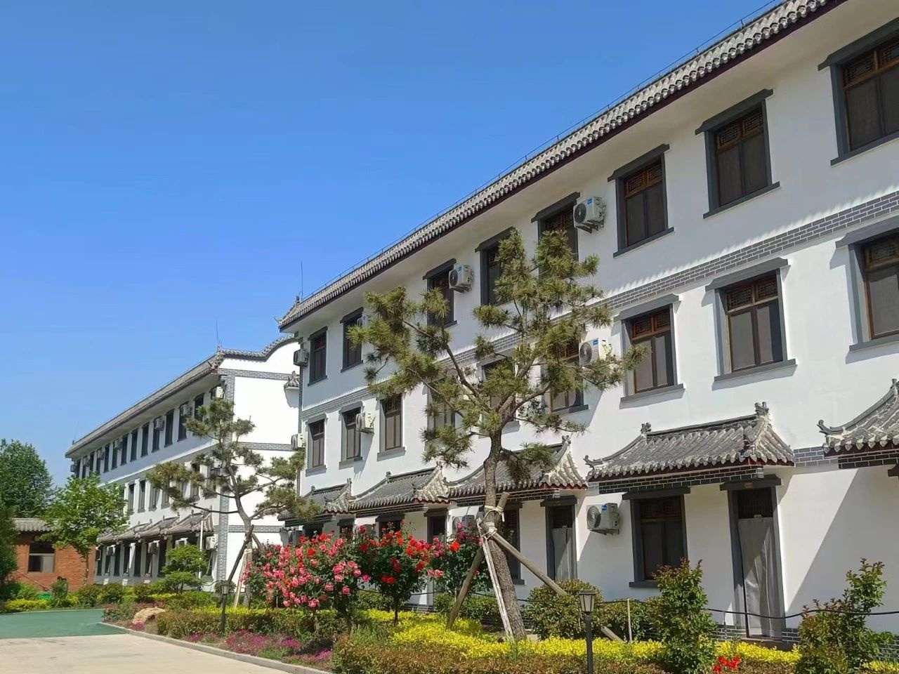 新泰市和圣園健康養(yǎng)老中心 新泰市和圣園健康養(yǎng)老中心