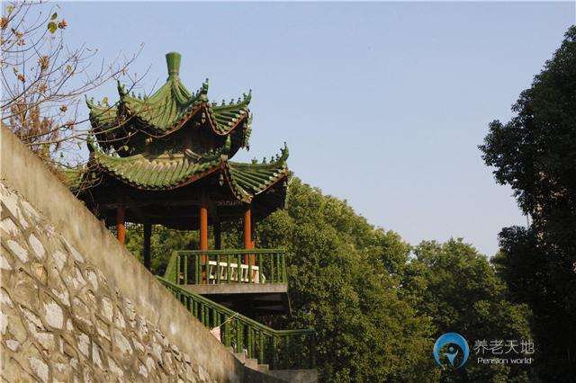 1516930443764019582.jpg 1516930443764019582.jpg