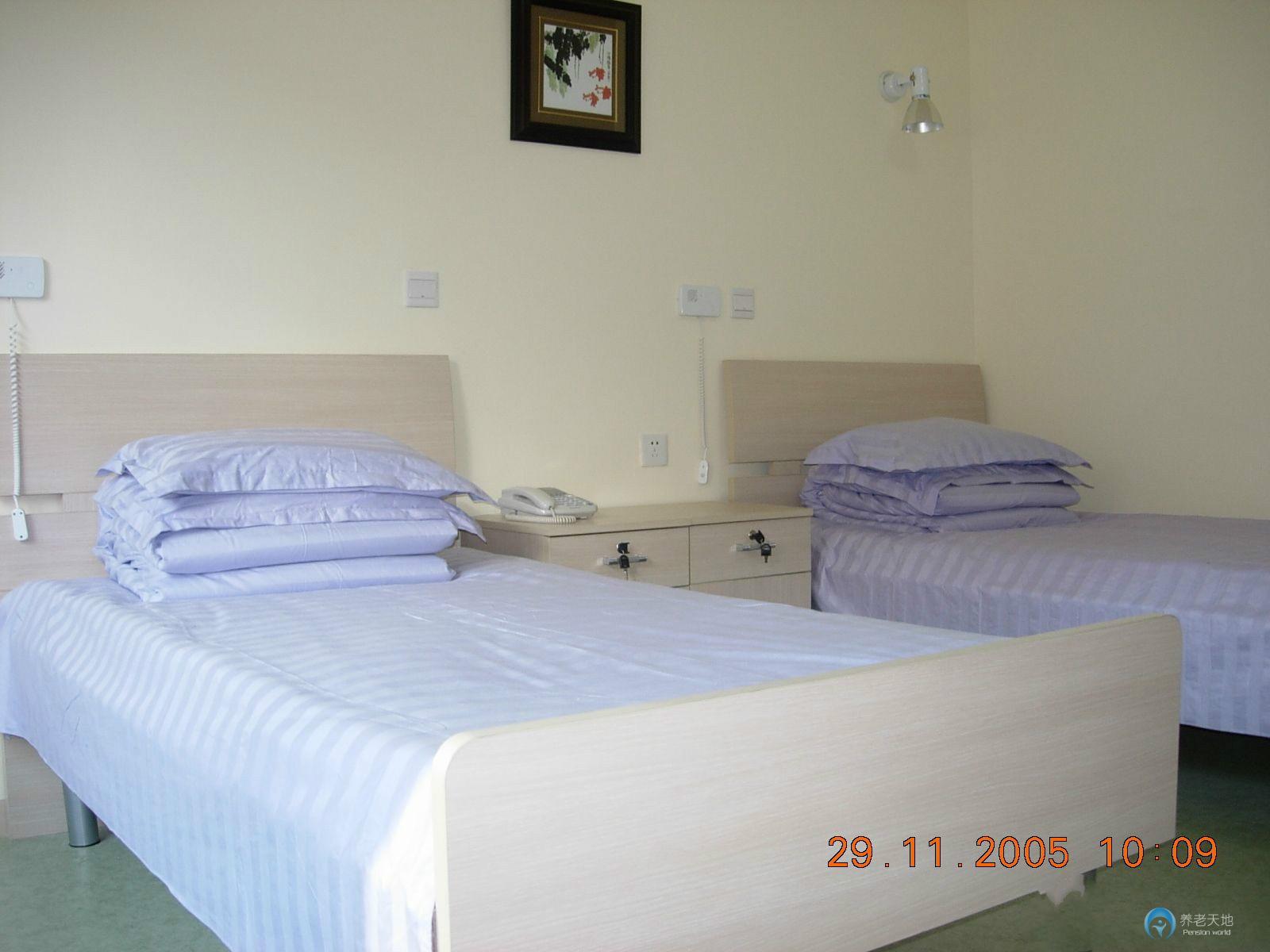 1525399888271065315.jpg 1525399888271065315.jpg