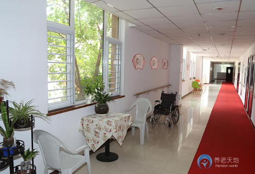 1534987940891024239.png QQ截圖20180823093143.png