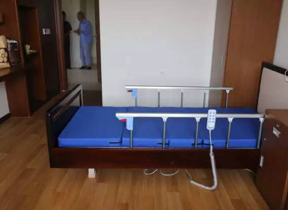 1545374090325011632.png QQ截圖20181221142448.png