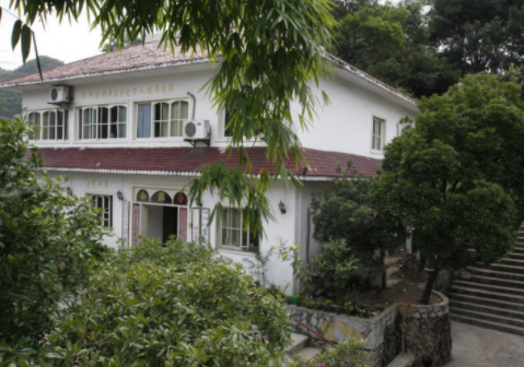 1555507958290073351.png 3.png