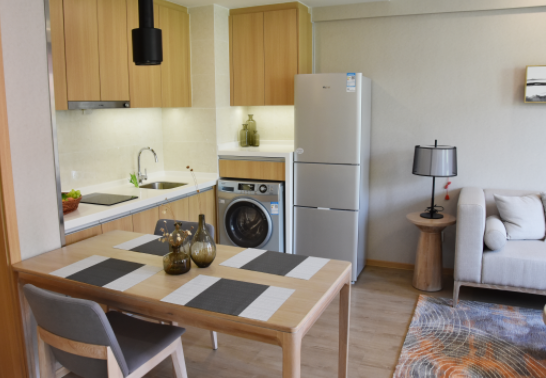 1565751697343004852.png 2.png