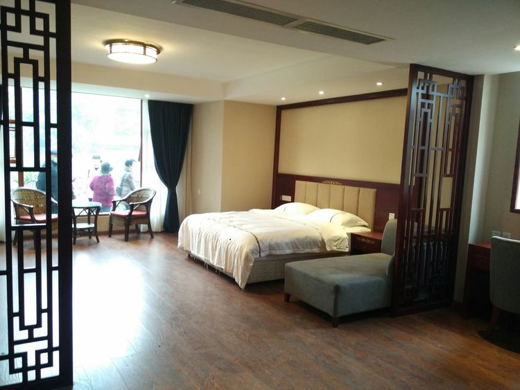 1566297448315074073.jpg 1566297448315074073.jpg