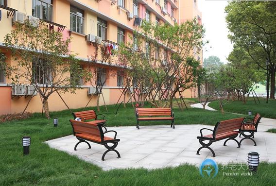 1568796581229058661.jpg 1568796581229058661.jpg