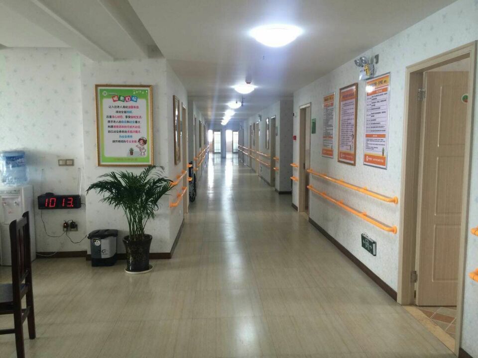 1569998568520014147.jpg 1569998568520014147.jpg