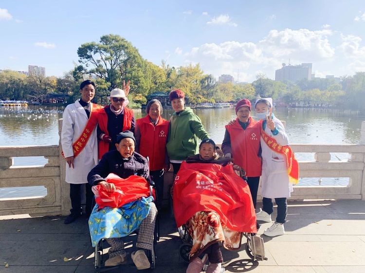 1575093825956027903.jpg 1575093825956027903.jpg