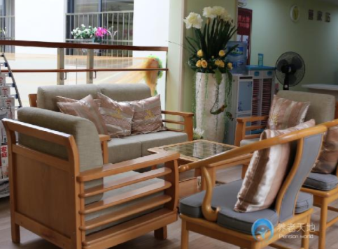 1575881930680034594.png QQ截圖20191209165819.png