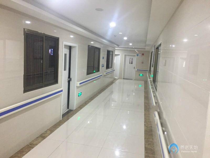 1576315532023053028.jpg 1576315532023053028.jpg