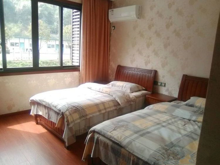 1576481250519022774.jpg 1576481250519022774.jpg