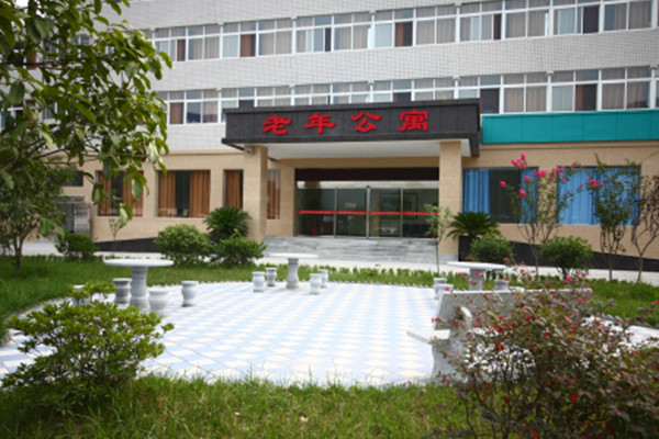 1581738049466083125.jpg 1581738049466083125.jpg