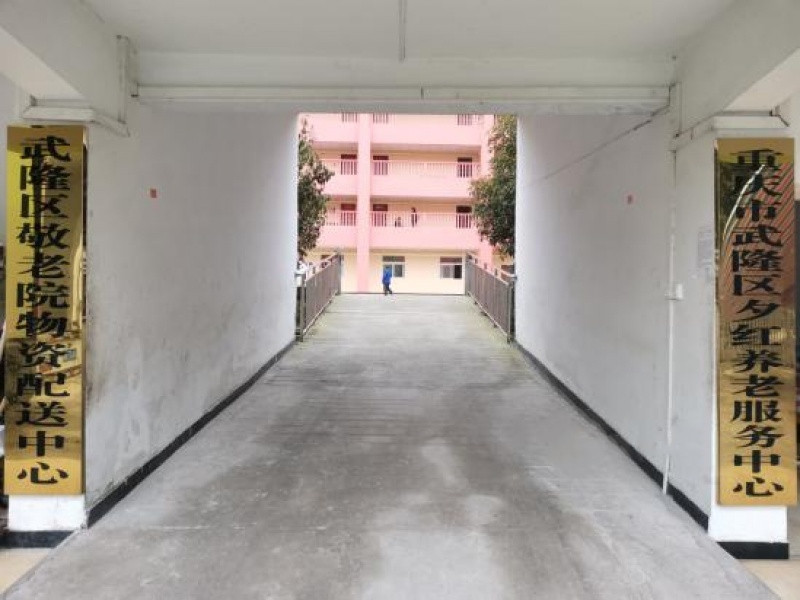 1581993668192092216.jpg 1581993668192092216.jpg