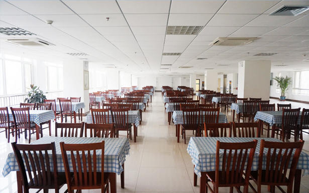 1585732904113072656.jpg 1585732904113072656.jpg