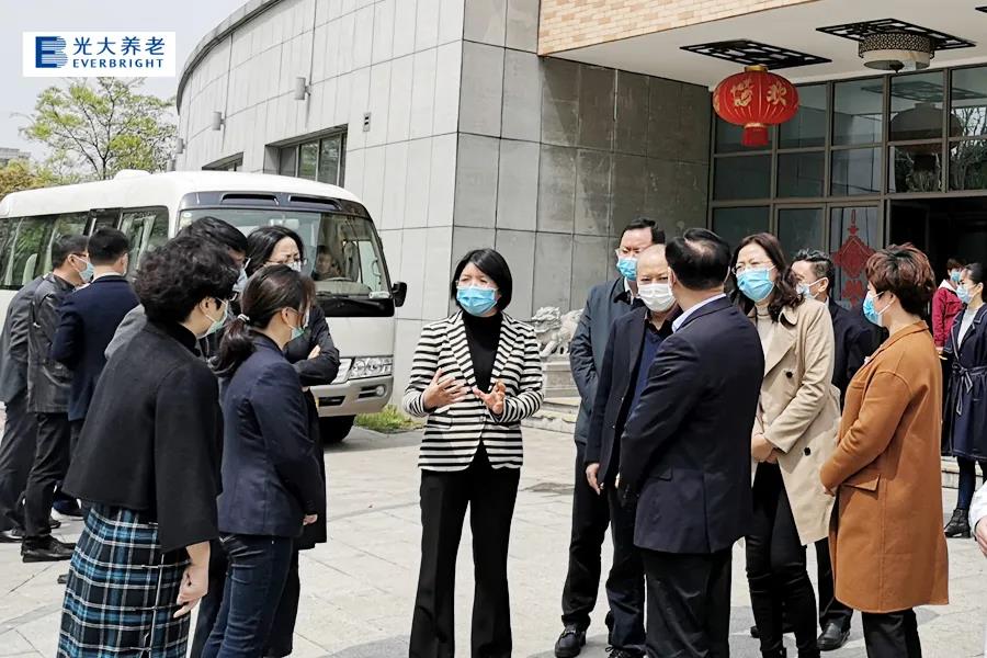 1585789323402028217.jpg 1585789323402028217.jpg