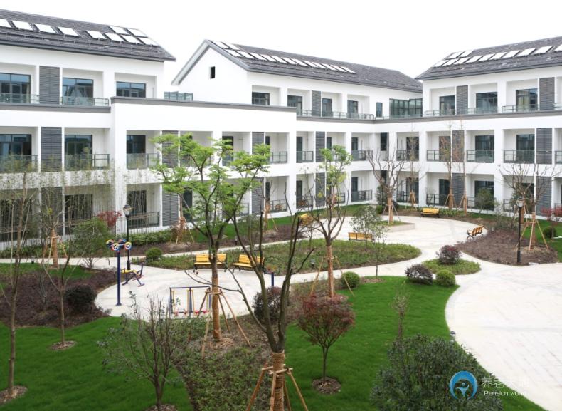 1585884616206032450.jpg 1585884616206032450.jpg