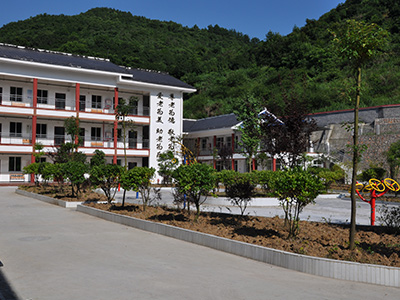 1590287180928049563.jpg 2018101616334277.jpg