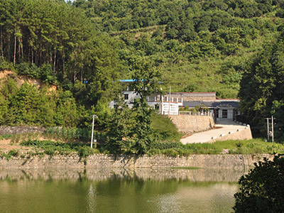 1590287198108002342.jpg 2018101615511012.jpg