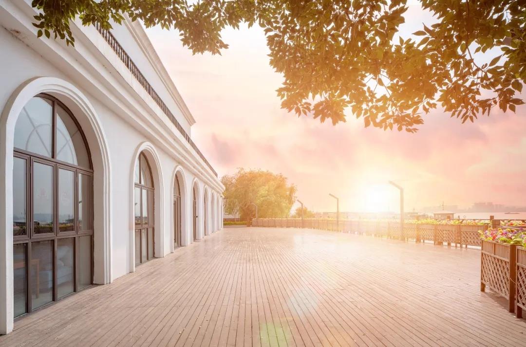 1593928748694066169.jpg 1593928748694066169.jpg