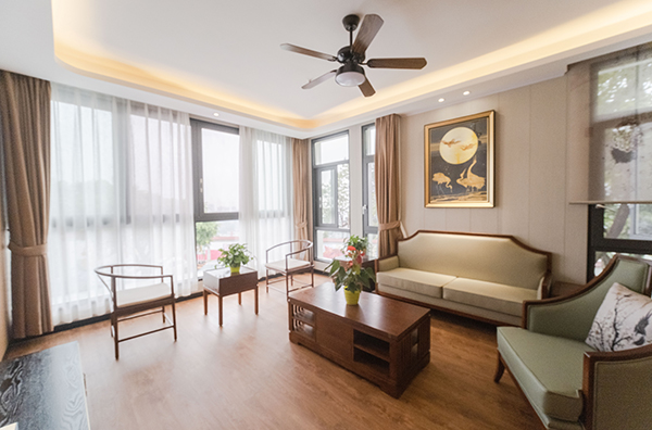 1597115188439024390.jpg 1597115188439024390.jpg