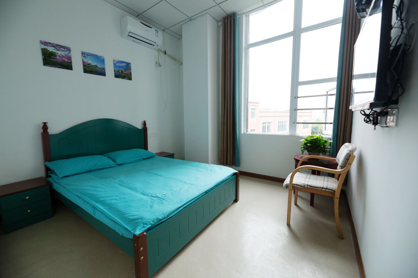 1598322215441087324.jpg 1598322215441087324.jpg