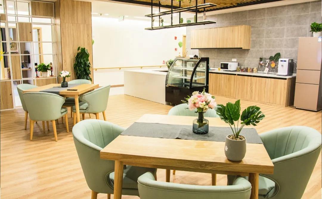 1607590614499013182.jpg 1607590614499013182.jpg