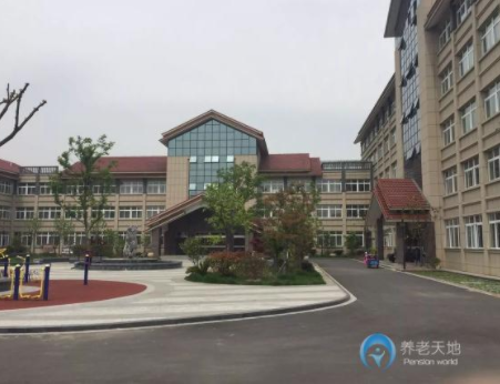 1616059973175028816.png image.png