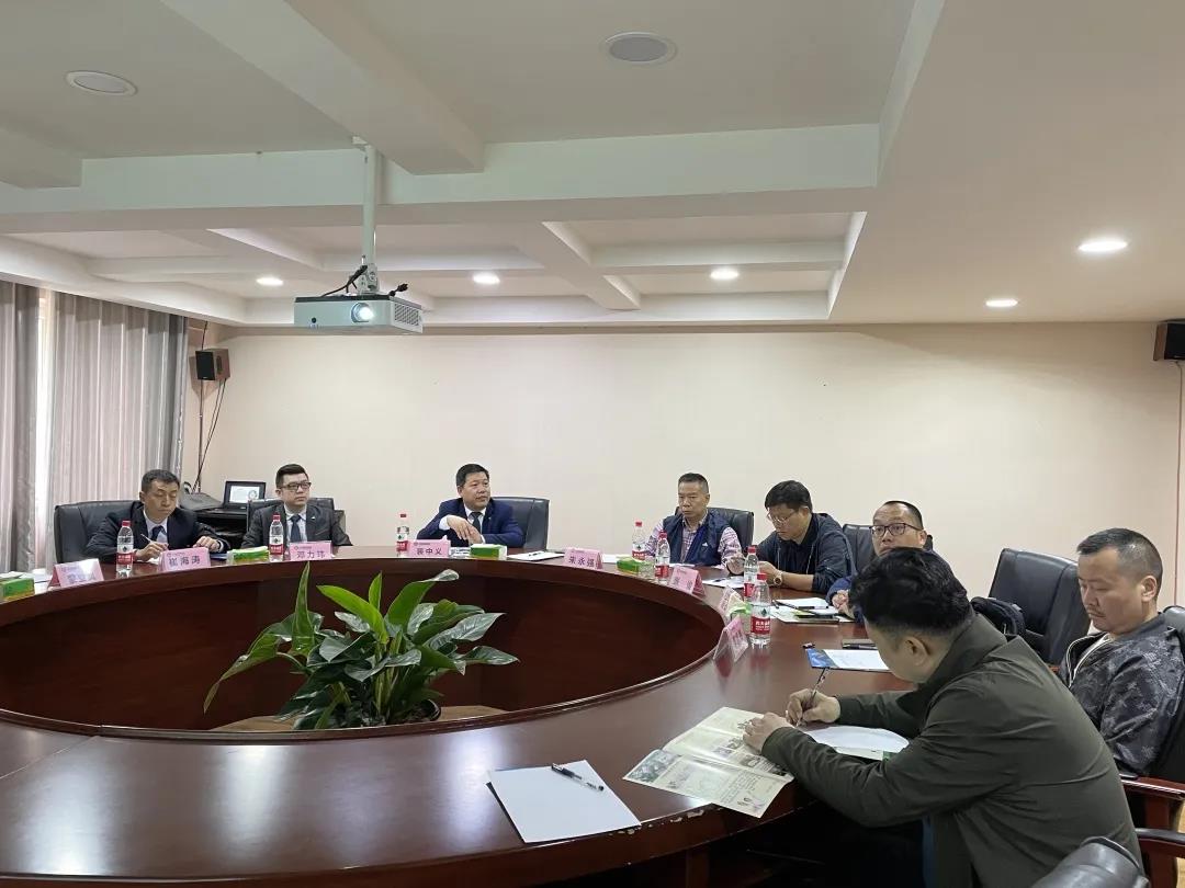 1618537235980040902.jpg 1618537235980040902.jpg