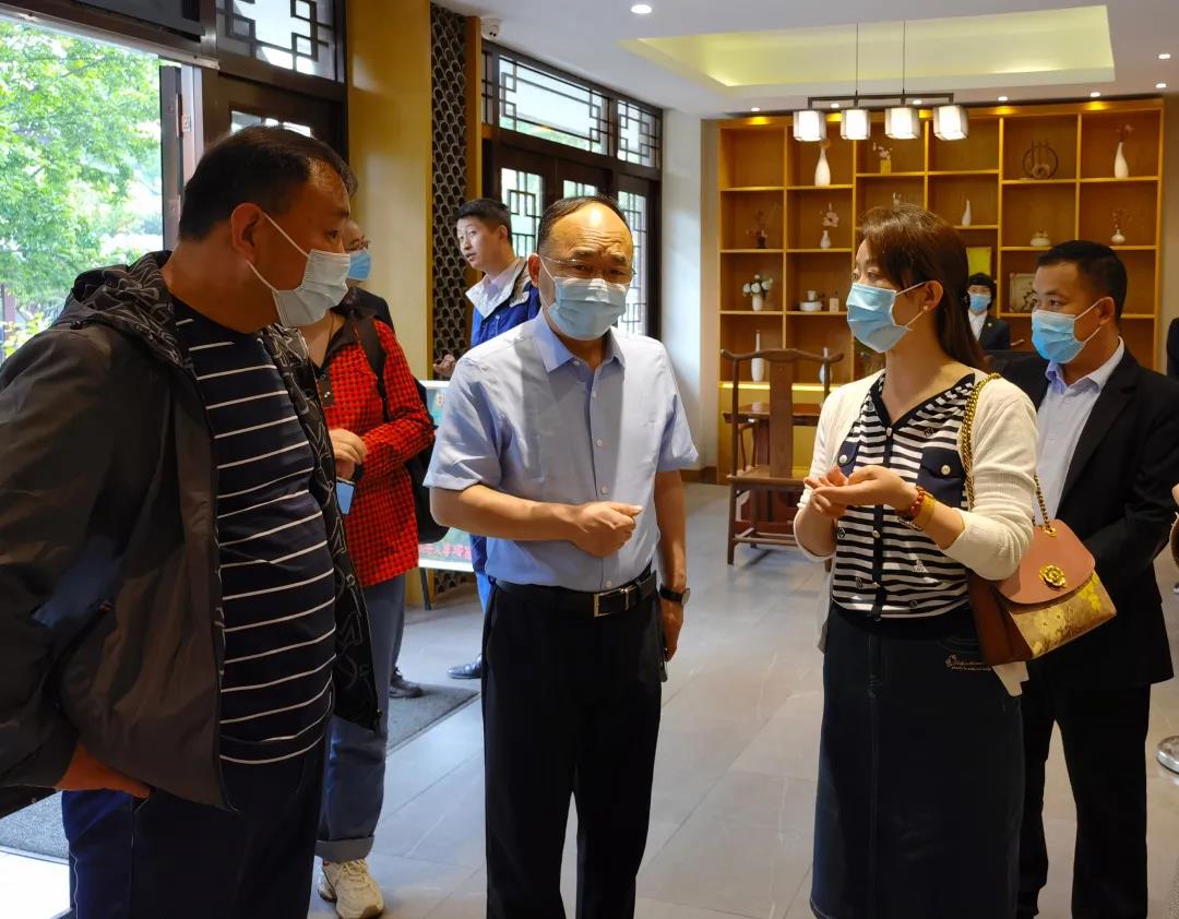 1621413695325050666.jpg 1621413695325050666.jpg