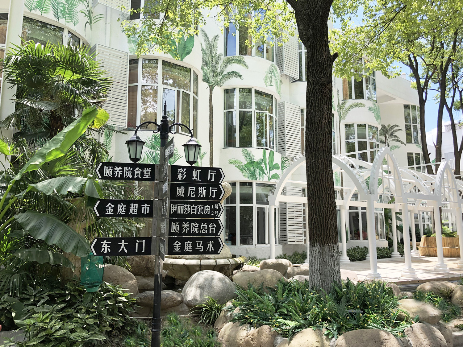 1629165486449033490.jpg 1629165486449033490.jpg