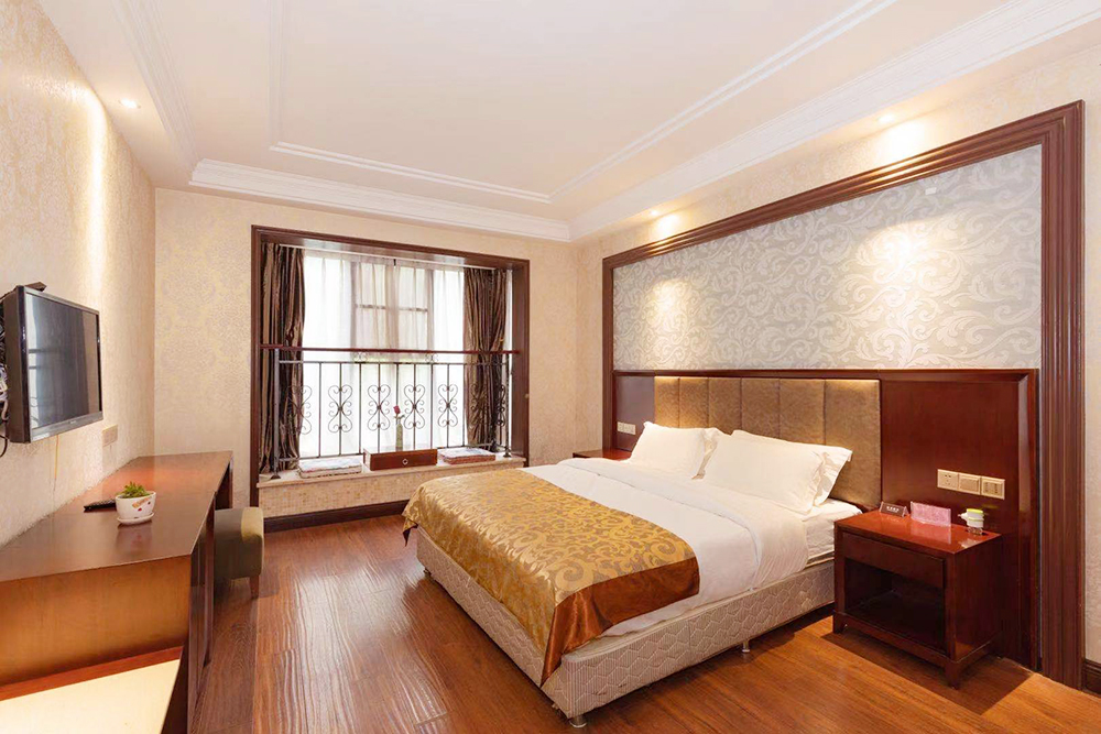 1629268133708038361.jpg 1629268133708038361.jpg