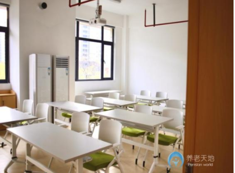 1636789164427002235.png 2.png