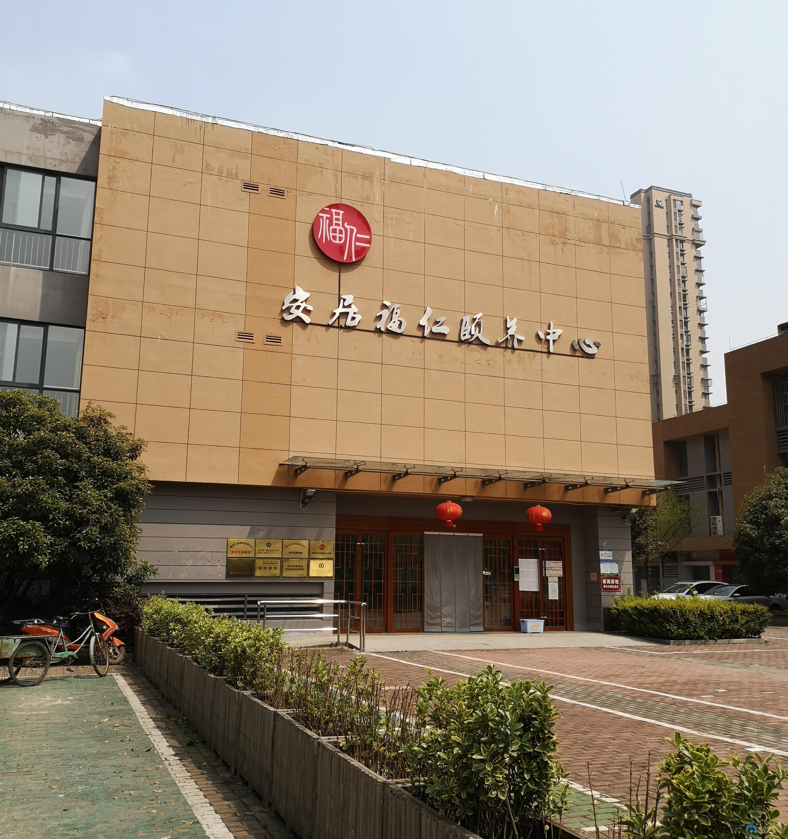 1642992438058038149.jpg 1642992438058038149.jpg