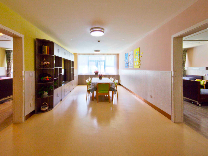 1695347749894043308.jpg 1695347749894043308.jpg