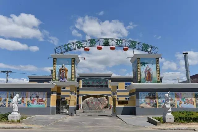 1697076323404088680.jpg 1697076323404088680.jpg